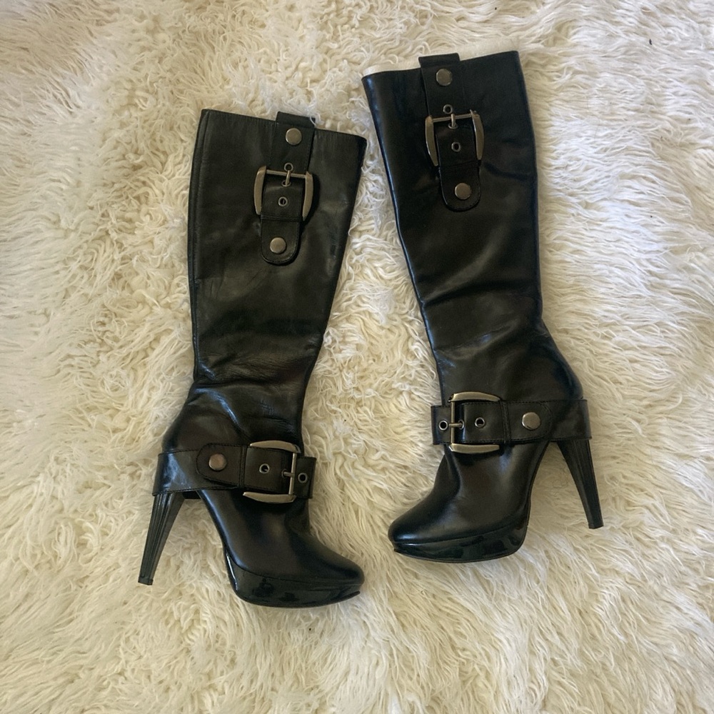 Black boots